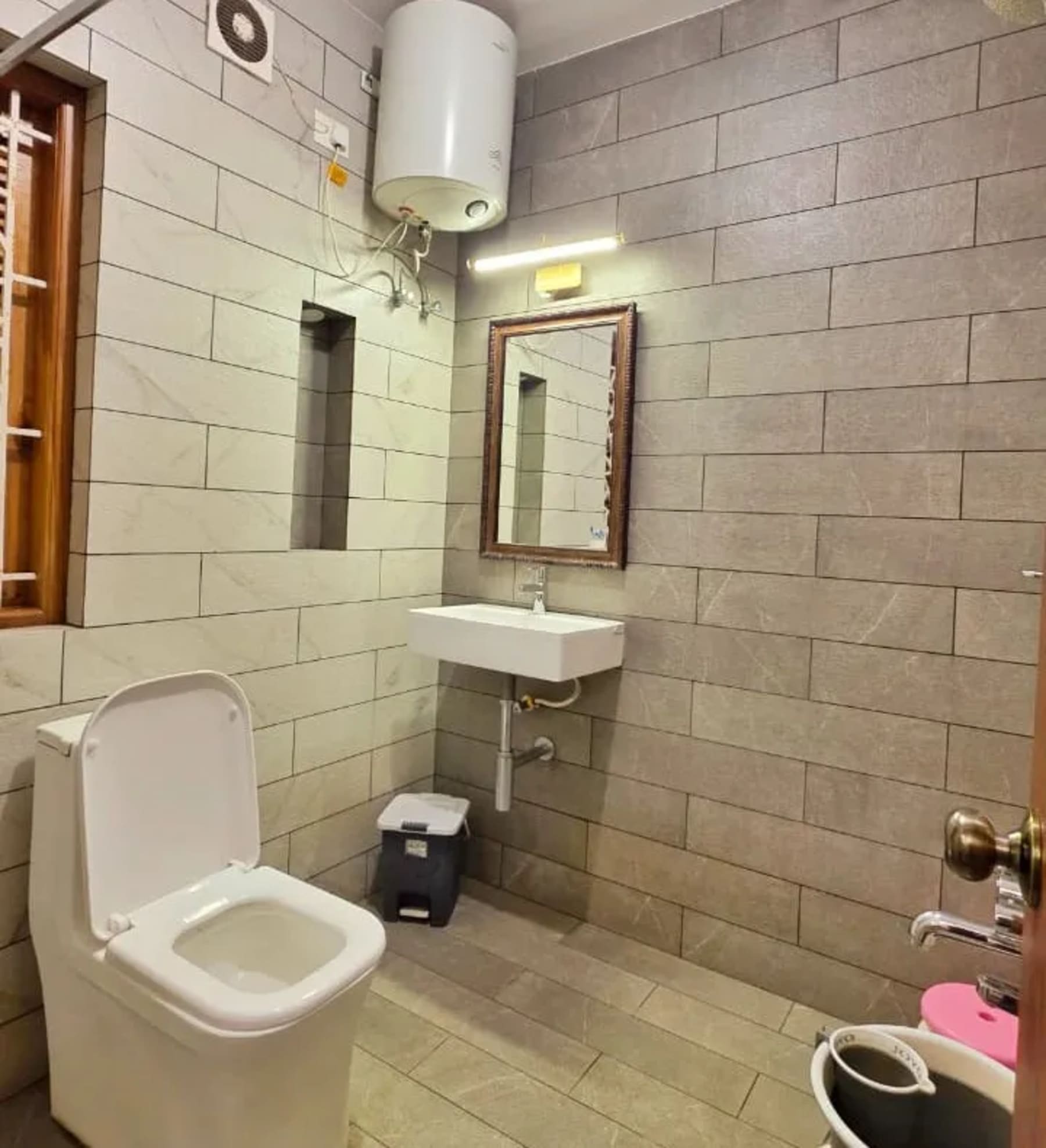 Modern bathroom at Royal Palace Residency Ooty