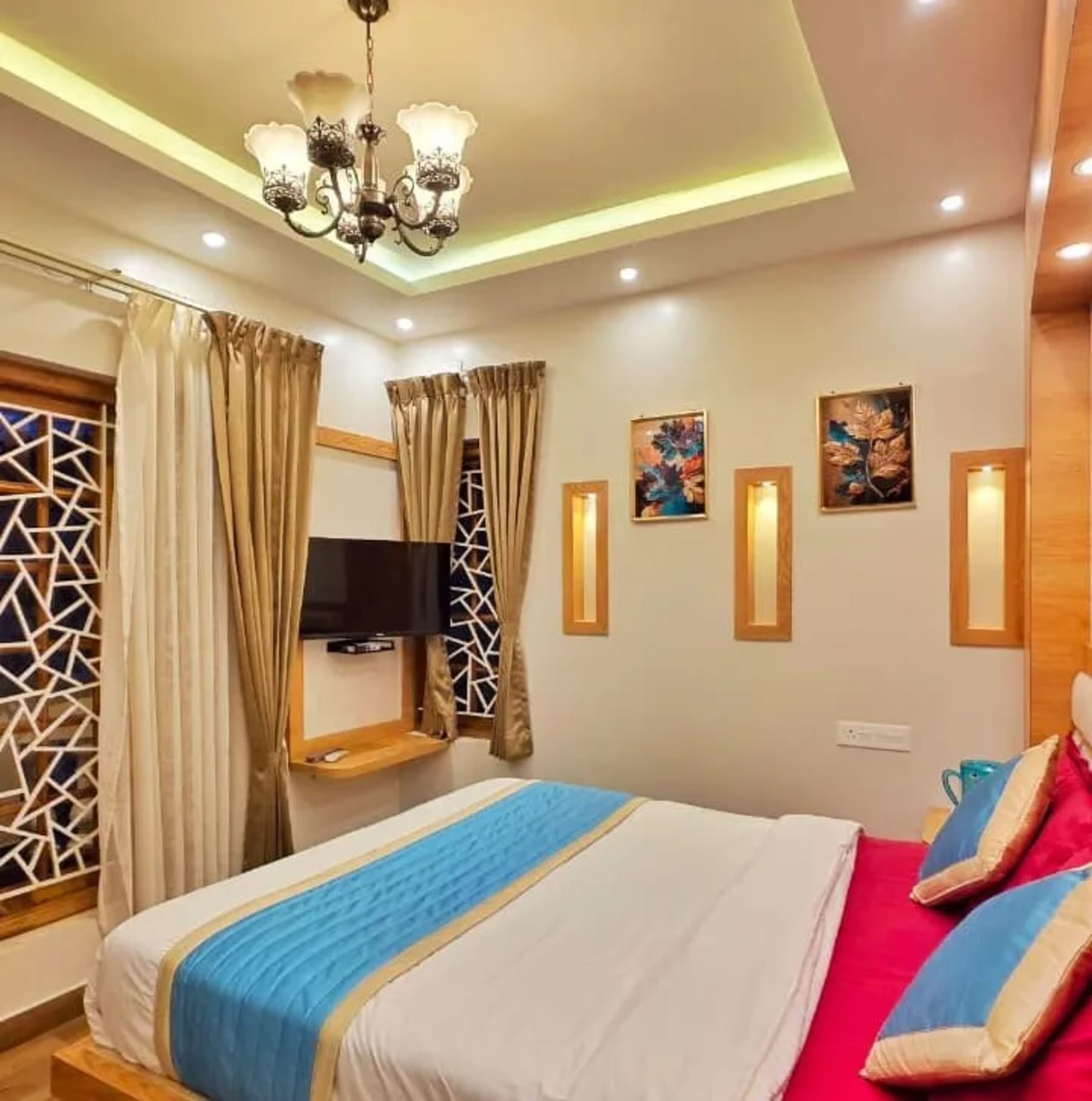 Bedroom at Royal Palace Residency Ooty