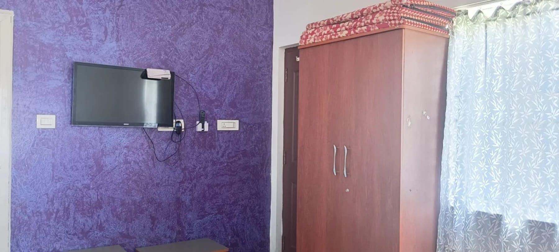 Well furnished room at Bala Garden Ooty