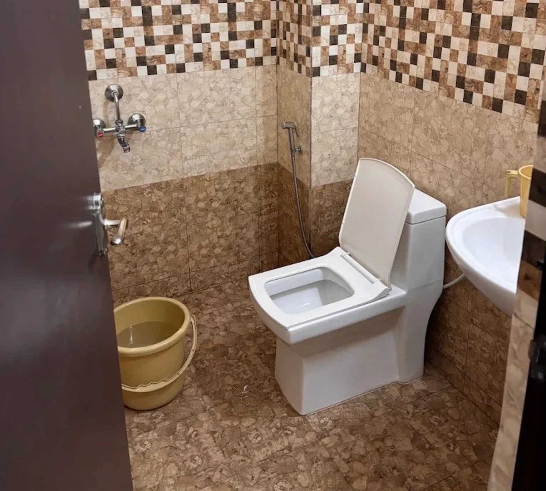Bathroom at Sviksha Inn Ooty