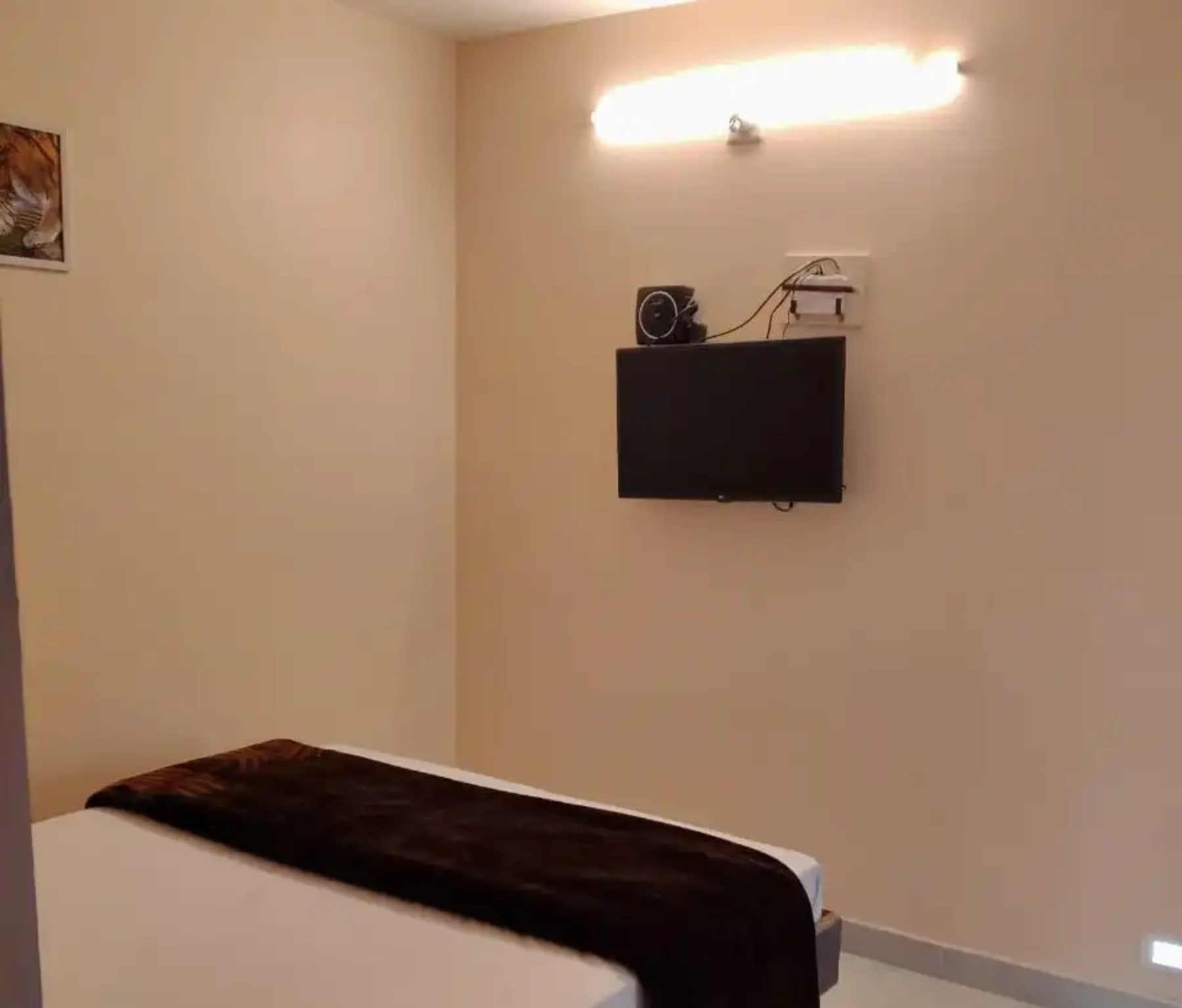 Comfortable bedroom at Ooty Meridian Residency