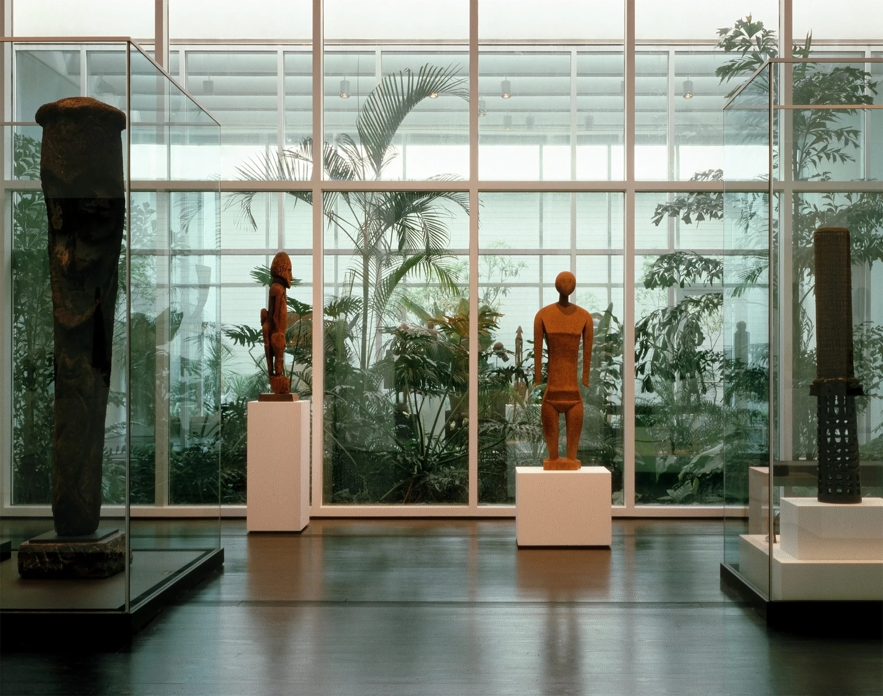 Dominique and John de Menil and the Ethics of Attention