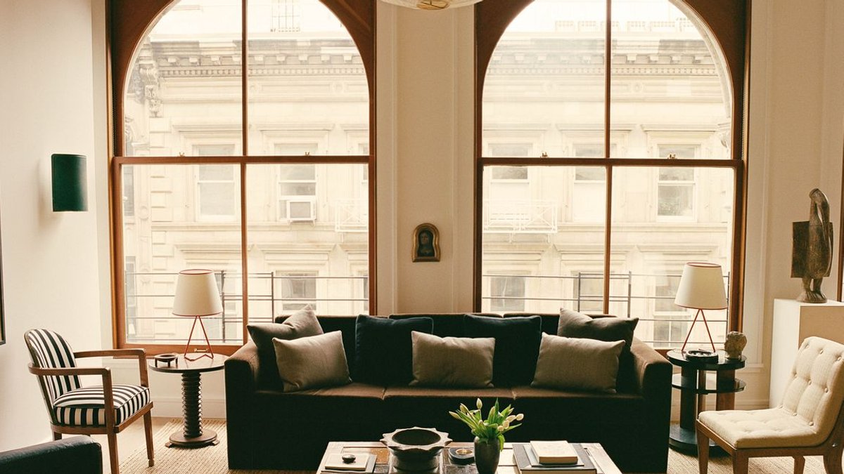 Newlyweds design dreamy downtown NYC home - loft design