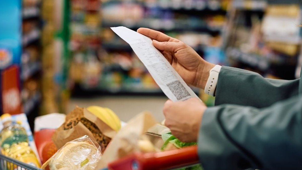 Canadian retail sales rise for fifth straight month Canadian retail sales rise for fifth straight month - canadian retail sales