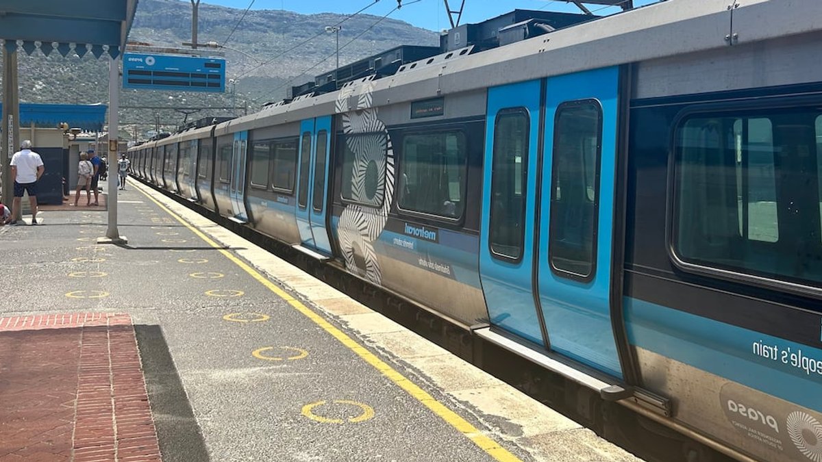 Creecy to answer on 600 Prasa workers - prasa workers