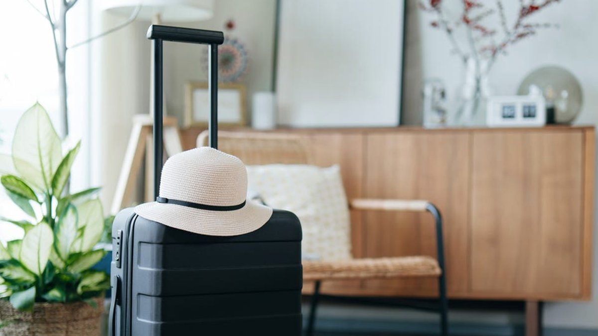 Design Editor Shares Airbnb Travel Tips - airbnb design tips
