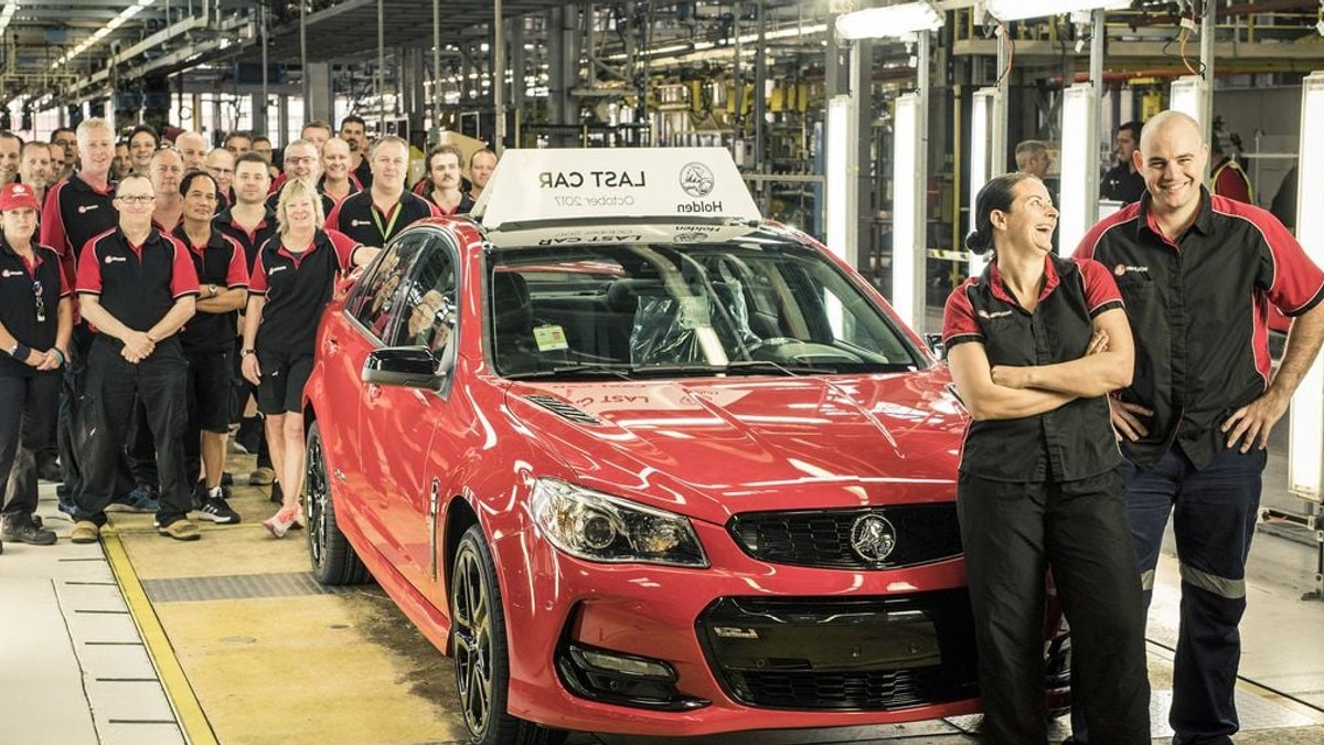 Holden factory becomes post parcel hub - holden factory