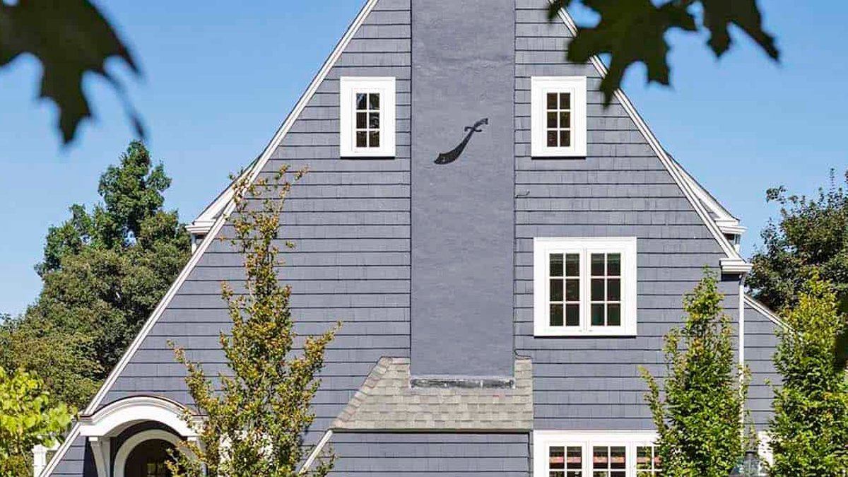 Massachusetts Cottage Receives Stunning Modern Update Massachusetts Cottage Receives Stunning Modern Update - modern cottage update
