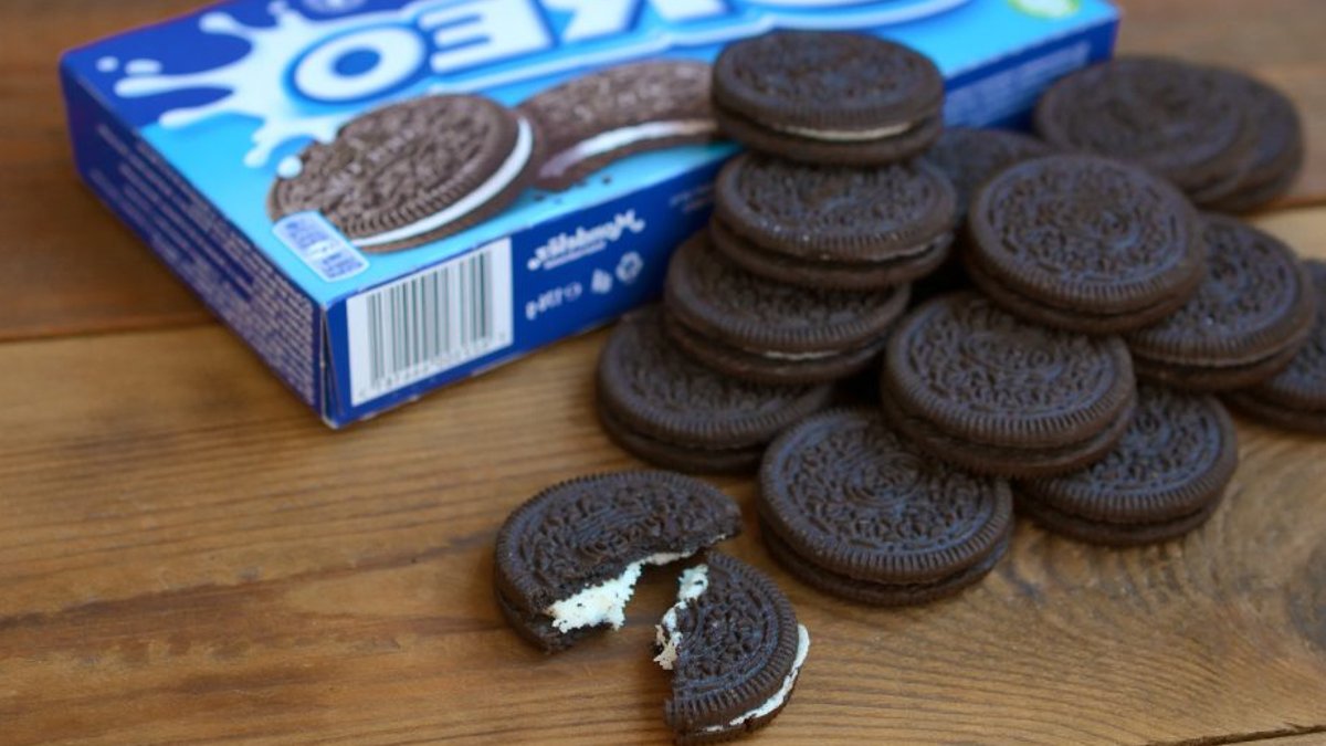Mondelez raises sales forecast as Oreo, Cadbury hold Mondelez raises sales forecast as Oreo, Cadbury hold - mondelez sales