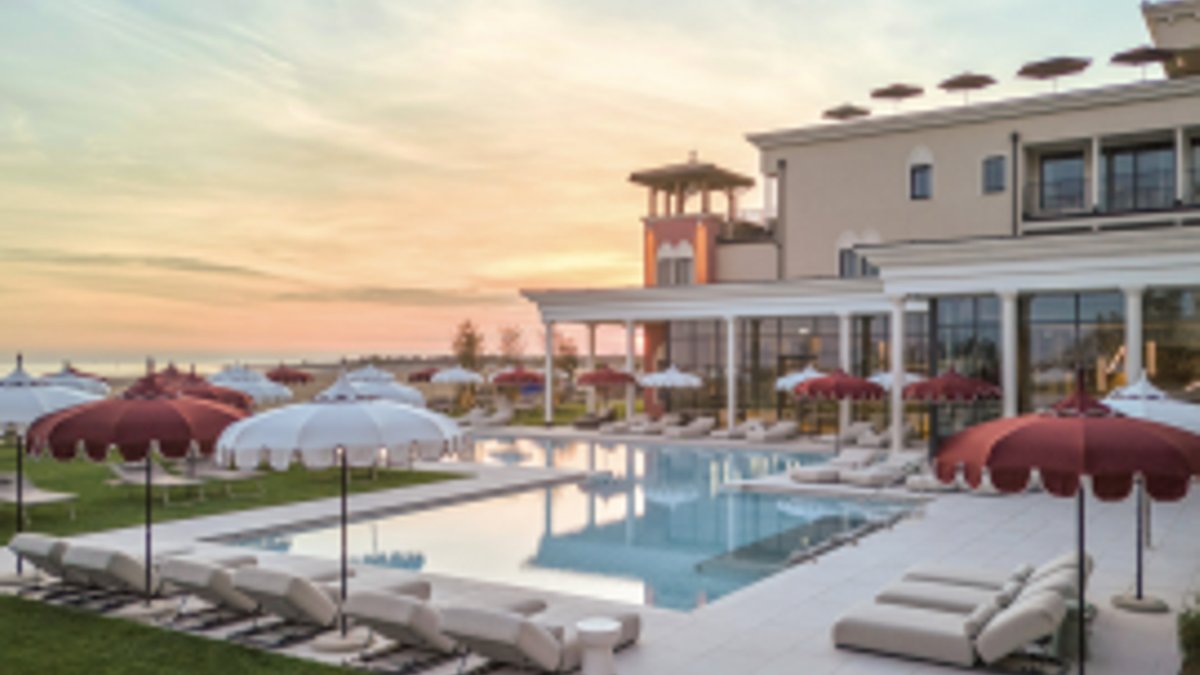 Italy’s new coastal luxury resort opens near Venice - luxury resort