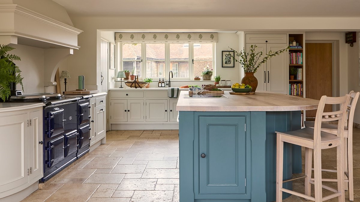 Historic Oxfordshire Home Revamped for Modern Family Historic Oxfordshire Home Revamped for Modern Family - historic home renovation