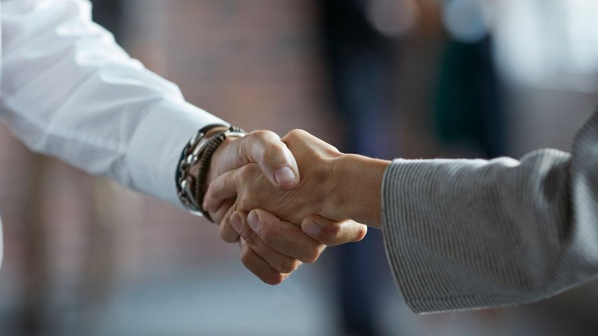 GCC firms seal $18bn deals amid regional strains - gcc deals