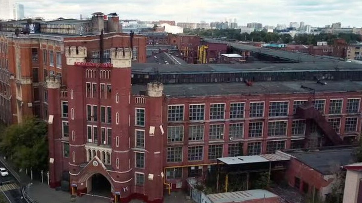 Moscow rally backs Soviet-era factory rescue - soviet factory rescue