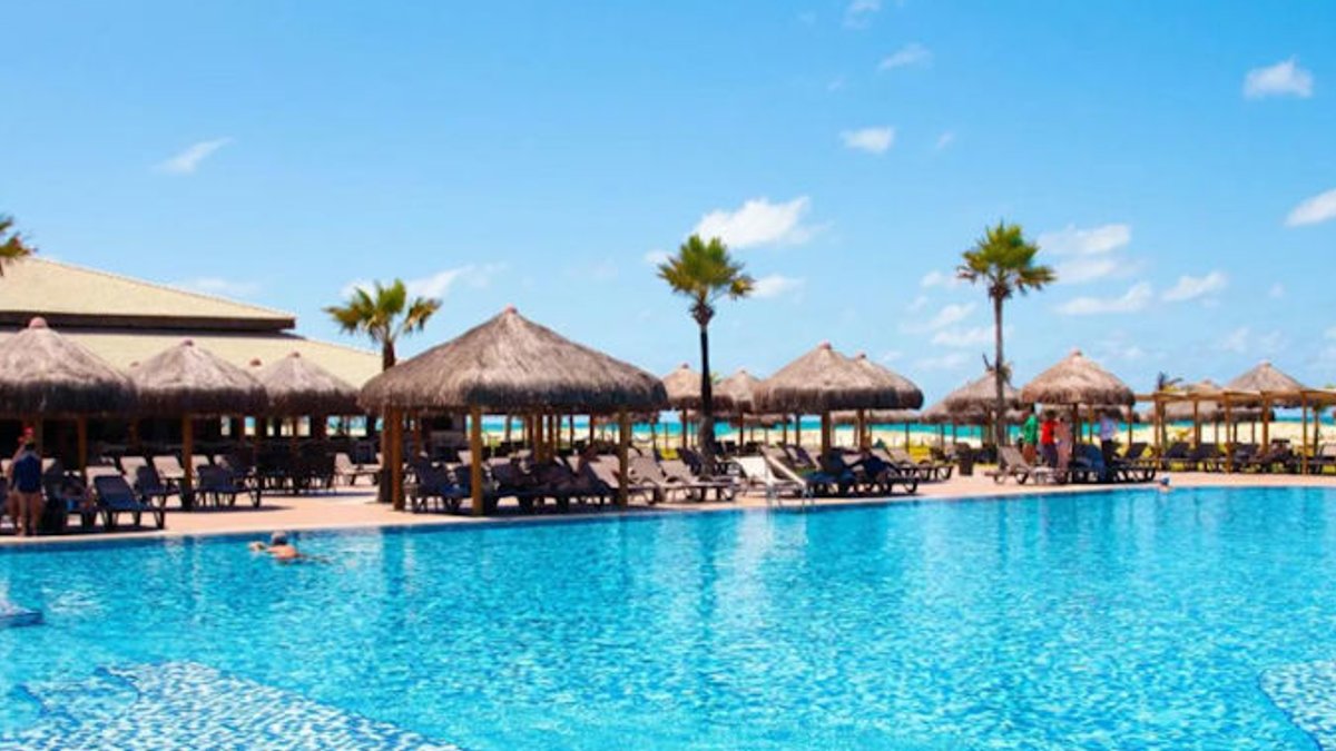 Smart Tech Elevates Luxury Wellness Pools - smart wellness pools
