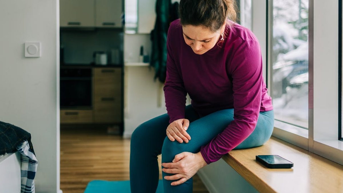 New study finds supplement eases knee arthritis pain - knee arthritis