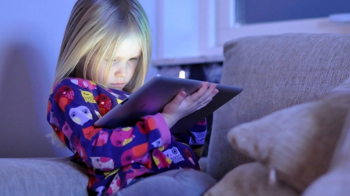 Kids’ screen time raises concerns but solutions emerge Kids’ screen time raises concerns but solutions emerge - screen time kids