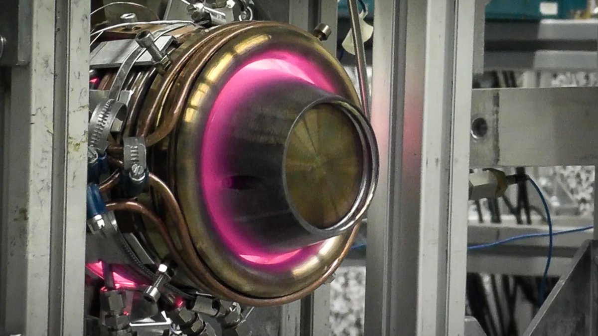 Turbine generates power from controlled explosions Turbine generates power from controlled explosions - controlled explosions