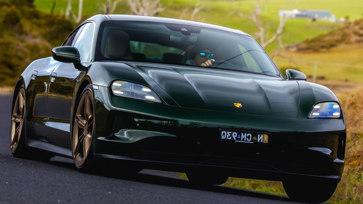 Porsche EV plans unchanged - porsche ev
