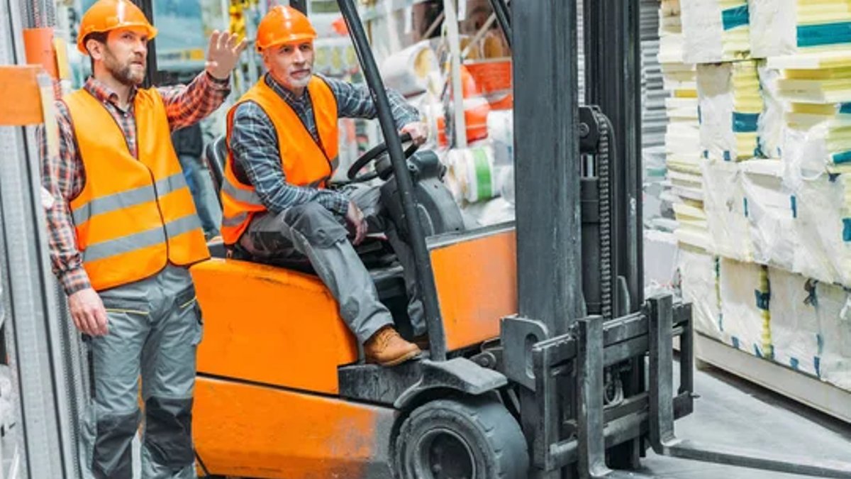 Factory Workers Guide to Essential Safety Tips - factory safety tips