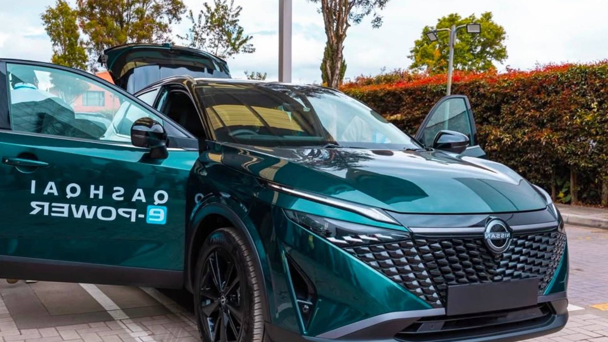 Nissan achieves 1,980km EV range record - nissan ev range