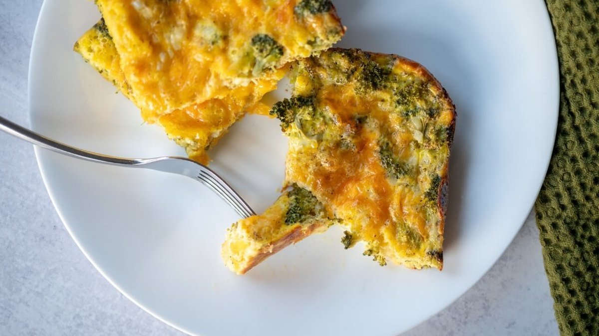 Broccoli Cheddar Egg Bake Offers High Protein Broccoli Cheddar Egg Bake Offers High Protein - broccoli cheddar egg bake