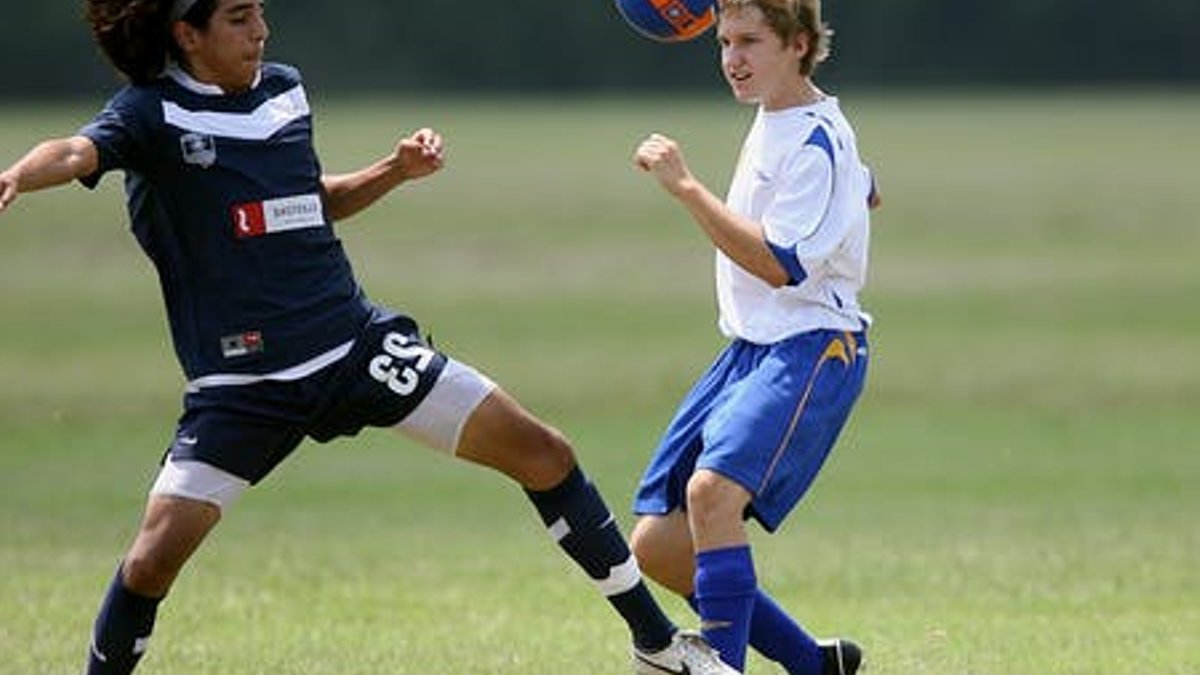 Soccer Playing Offers Numerous Health Benefits - soccer health