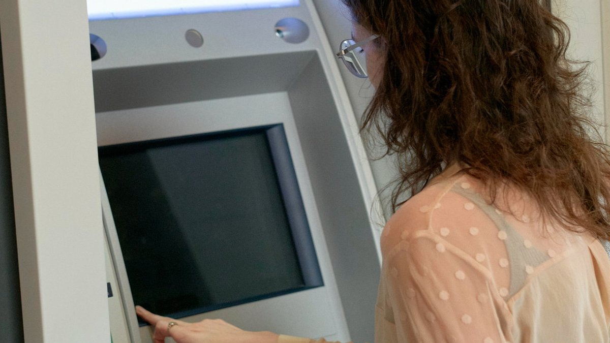 Belgium plans to tap 300 billion euros