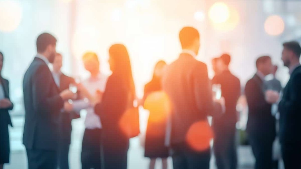 AllianzGI buys Asian asset manager for 615m AllianzGI buys Asian asset manager for 615m - asian acquisition