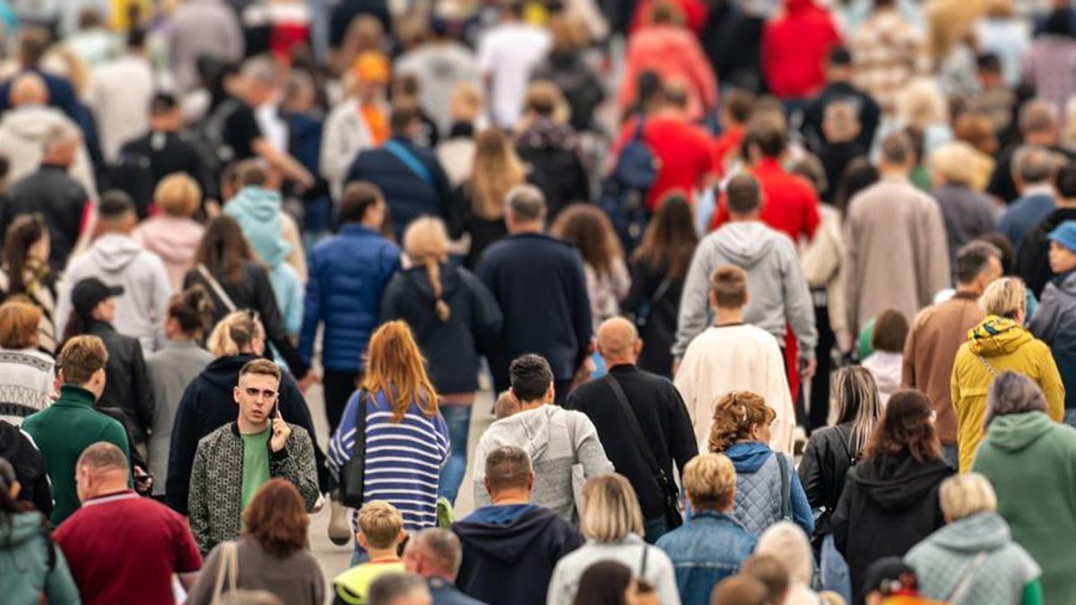 Zurich UK: Social mobility and belonging vital amid class barriers Zurich UK: Social mobility and belonging vital amid class barriers - zurich uk social mobility