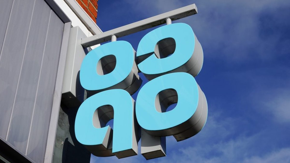Co-op discounts entire white wine range Co-op discounts entire white wine range - co-op white wine