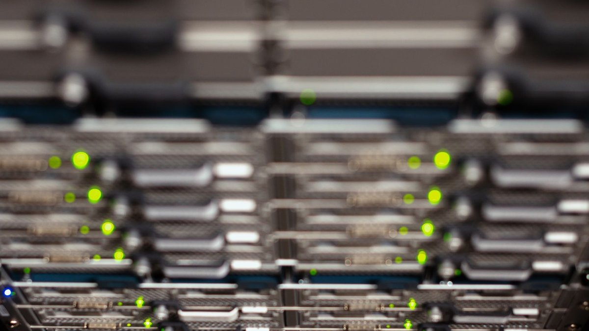 Societe Generale Boosts Blockchain Capacity - blockchain capacity