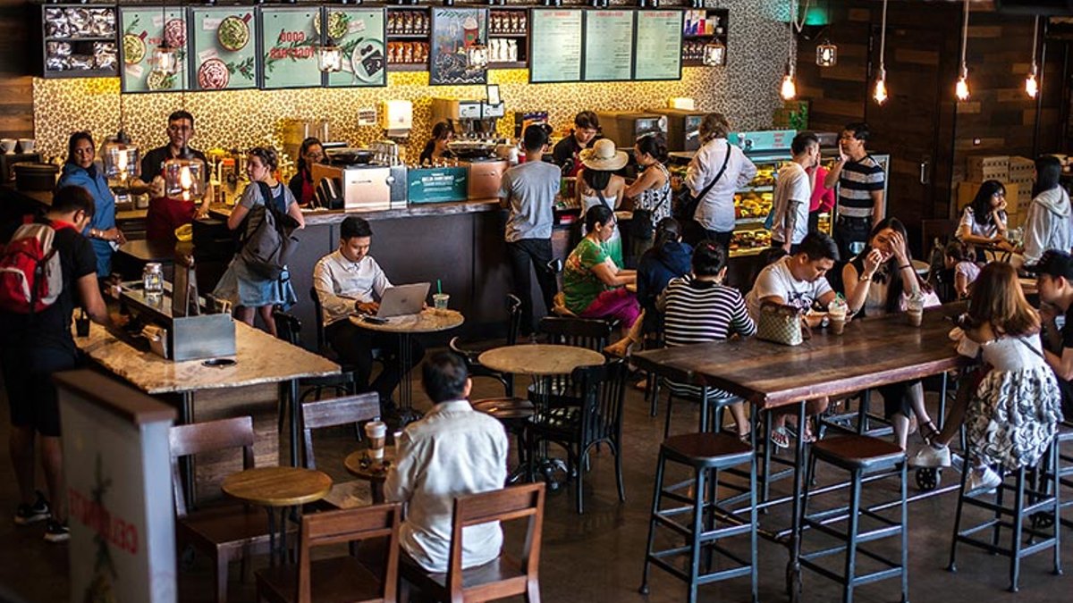 Vietnam’s middle class reshapes consumer markets - vietnam middle class