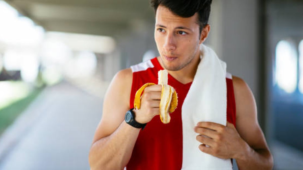 Top foods to fuel athletic performance Top foods to fuel athletic performance - athletic performance