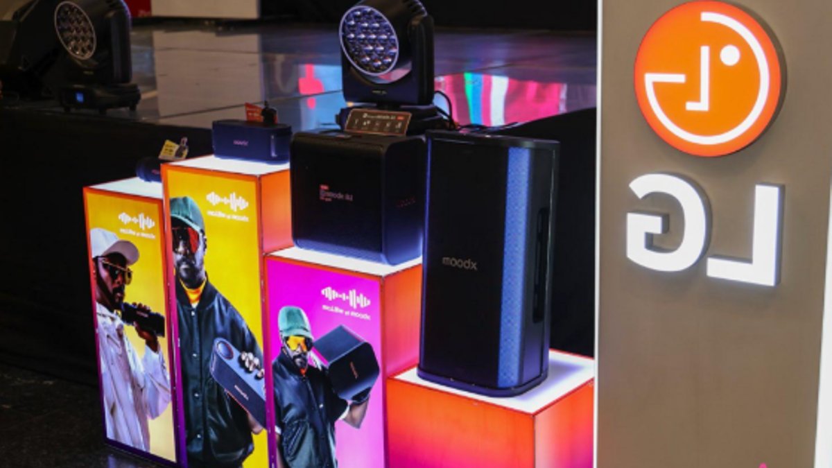 LG Xboom Boosts Fan Energy at Kpop Stage - lg xboom