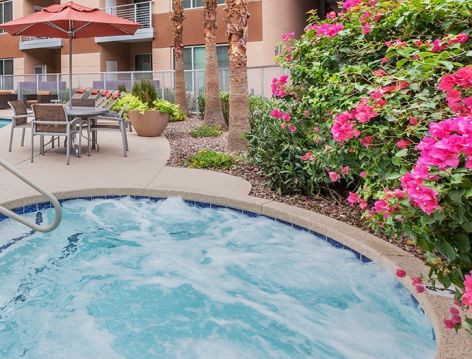 Hot Tub at Skysong luxury apartment homes in Phoenix, AZ