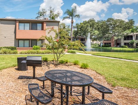 Grill at Belmere luxury apartment homes in Tampa, FL