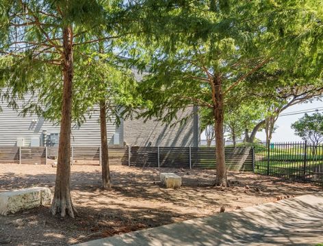 Dog Wash at Sixty 600 luxury apartment homes in Austin, TX