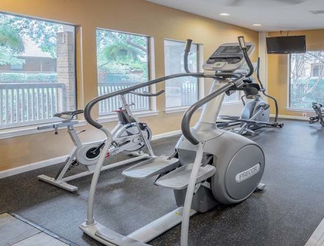 Fitness Center at Highwood Plano luxury apartment homes in Plano, TX