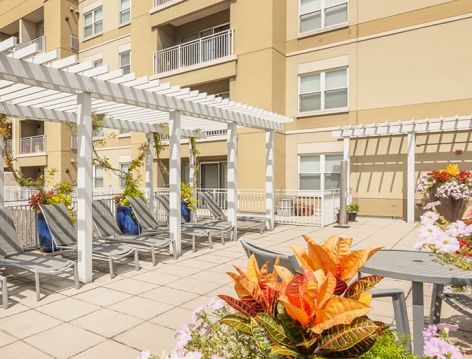 Rooftop seating at Post Pentagon Row luxury apartment homes in Arlington, VA Near Washington DC