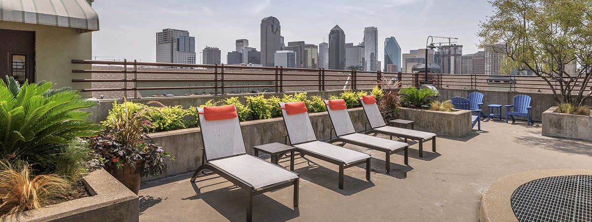 Rooftop seating at Post Heights luxury apartment homes in Dallas, TX
