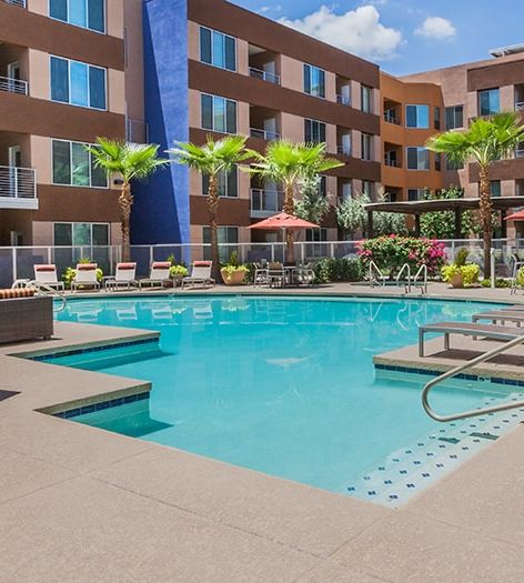Pool at Skysong luxury apartment homes in Phoenix, AZ