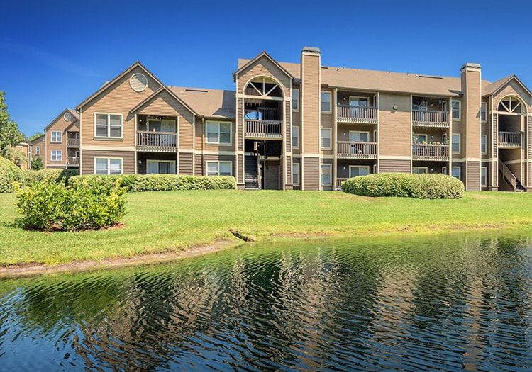 Lake 3 at Hunters Ridge at Deerwood luxury apartment homes in Jacksonville, FL