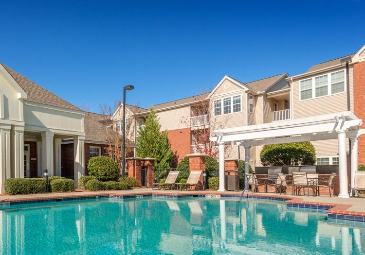 Pool and Clubhouse at Colonial Grand at University Center luxury apartment homes in Charlotte, NC
