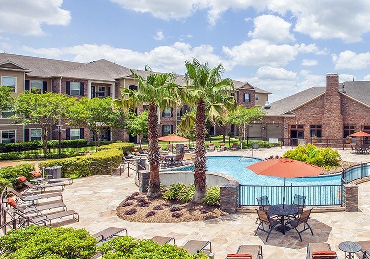 Pool at Grand Cypress luxury apartment homes in Houston, TX