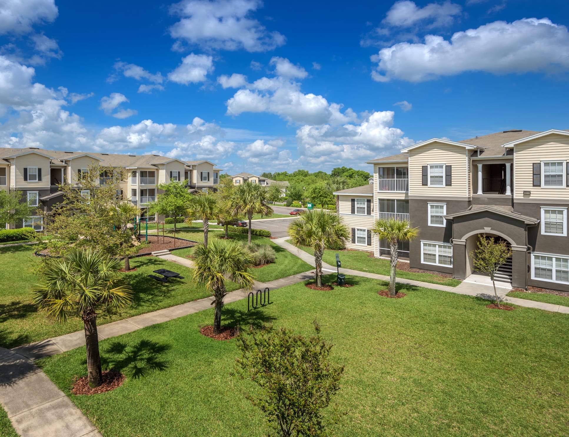 Exterior at Colonial Village at Twin Lakes luxury apartment homes in Sanford, FL