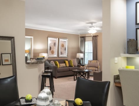 Dining Room at Colonial Grand at Cornelius luxury apartment homes in Charlotte, NC