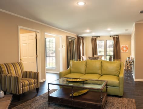 Clubhouse interior at Windridge luxury apartment homes in Chattanooga, TN