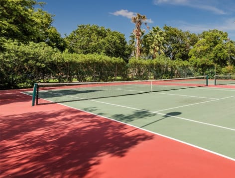 Tennis Court at Indigo Point Apartments luxury apartment homes in Tampa, FL
