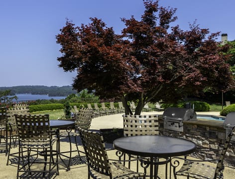 Upper Pool Grill at Lake Lanier Club luxury apartment homes in Gainesville, GA