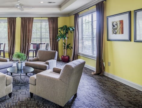 Lounge at Post Crossing luxury apartment homes in Atlanta, GA